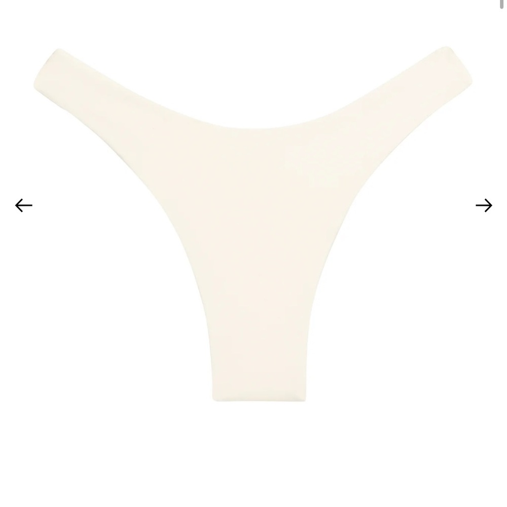 Monday Swim Byron Bottoms